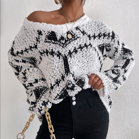 Cozy Oversized Loose Fit Abstract Geo Pattern Knit Sweater Top - Picture 8 of 9